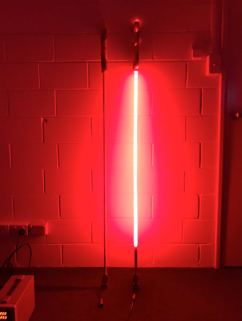 سوط LED فائق - أحمر